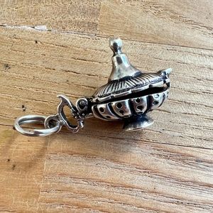 Vintage 925 Sterling silver genie magic lamp charm